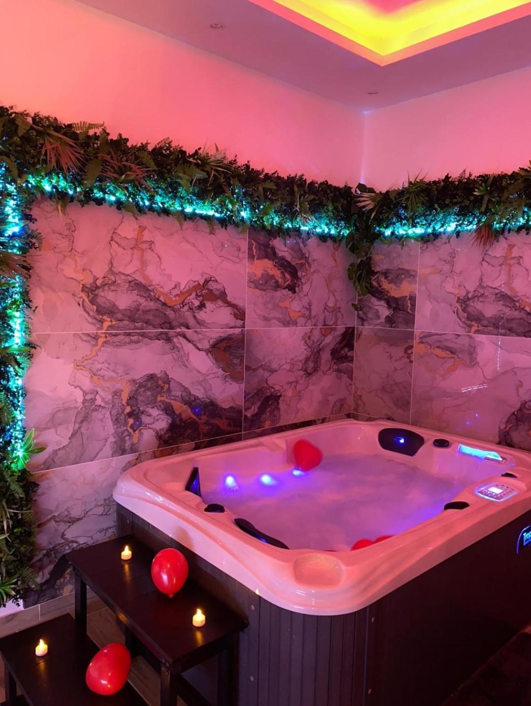 So'Spa Appart' Jacuzzi & Bien-Etre Lingolsheim Exteriér fotografie